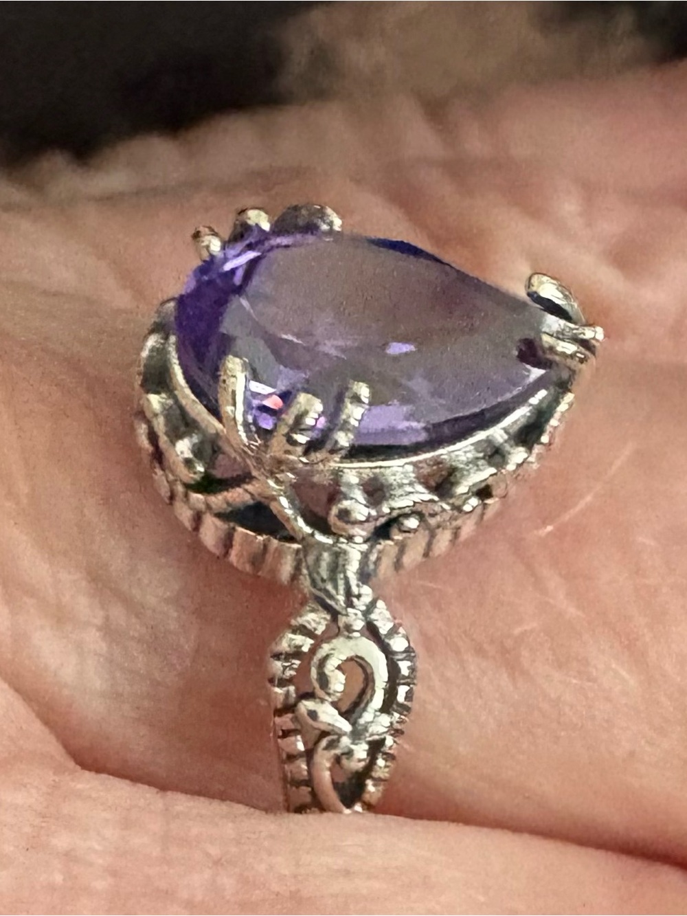 New Inspiranza Purple Reign Vintage Style Silver Ring Retired.